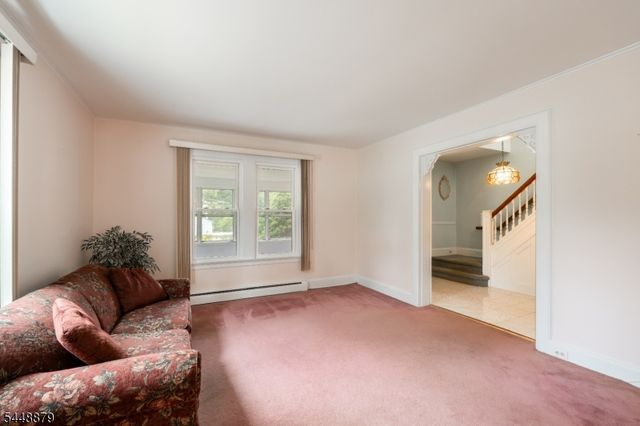 39 Brookdale Ave, Verona Twp., NJ 07044