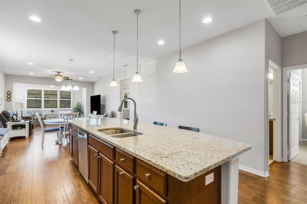 Image 13 of property listing at 349 TOLDEDO ROAD, Davenport, FL 33837