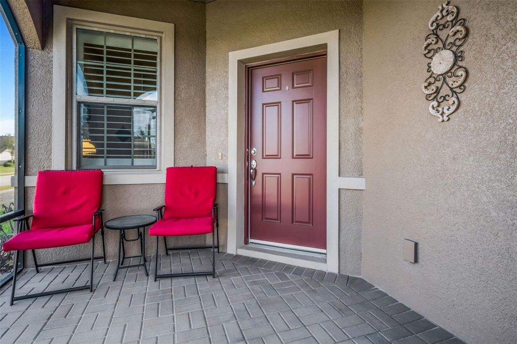 Image 4 of property listing at 349 TOLDEDO ROAD, Davenport, FL 33837