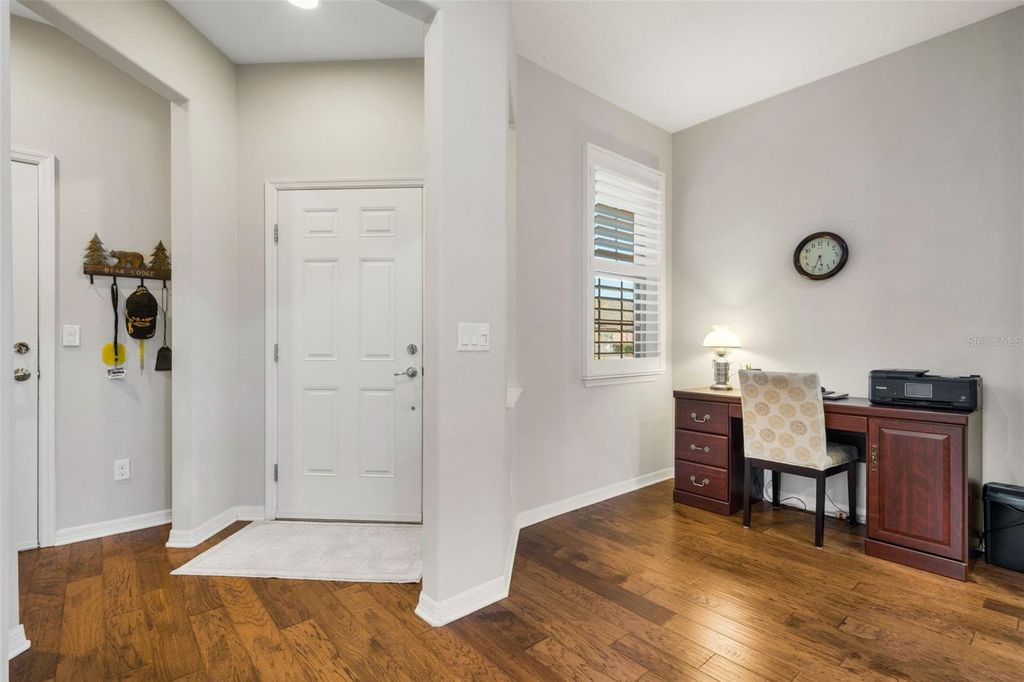 Image 6 of property listing at 349 TOLDEDO ROAD, Davenport, FL 33837