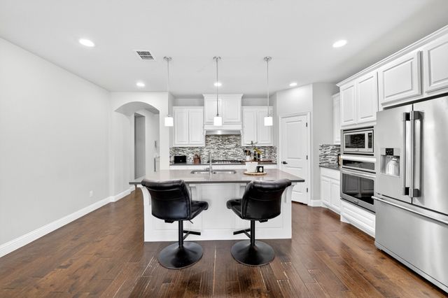 8032 Deep Water Cove, Mckinney, TX 75071