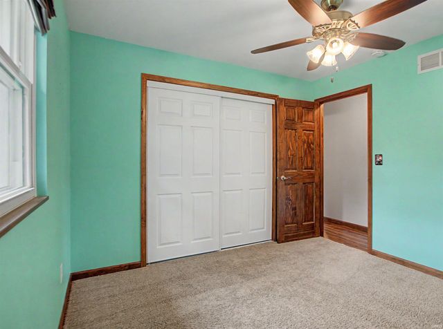 2577 Juanita Avenue, Wadesville, IN 47638
