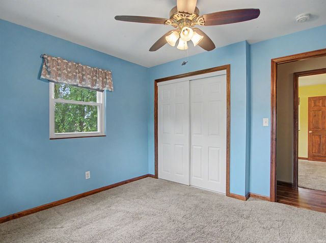 2577 Juanita Avenue, Wadesville, IN 47638