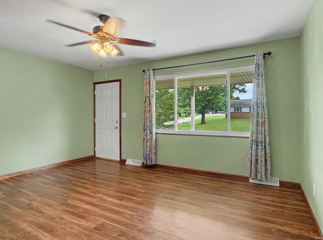 2577 Juanita Avenue, Wadesville, IN 47638