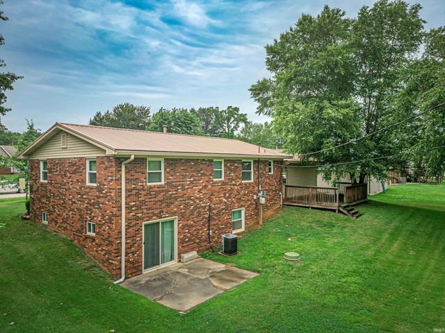 2577 Juanita Avenue, Wadesville, IN 47638