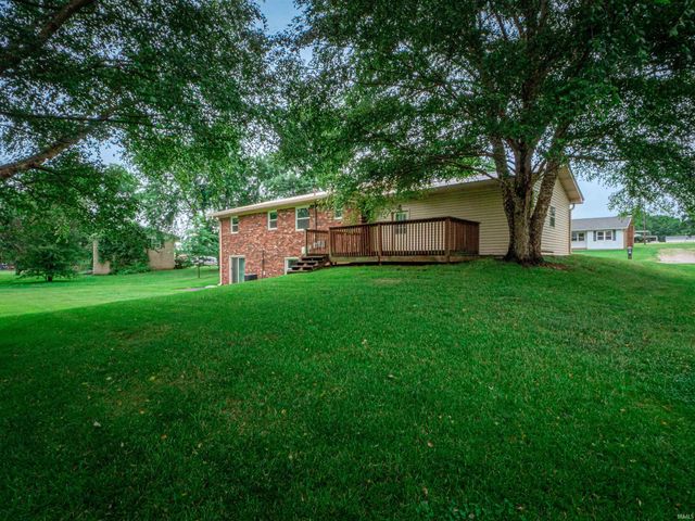 2577 Juanita Avenue, Wadesville, IN 47638