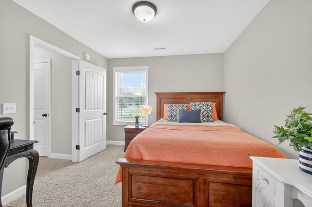 232 Waldron View Dr, Murfreesboro, TN 37130