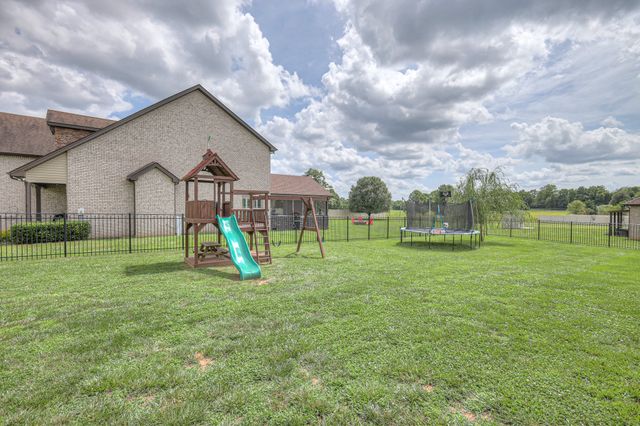 232 Waldron View Dr, Murfreesboro, TN 37130