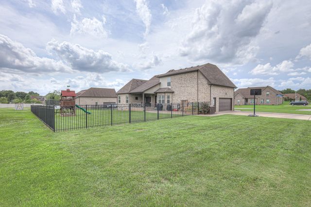 232 Waldron View Dr, Murfreesboro, TN 37130