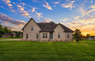 232 Waldron View Dr, Murfreesboro, TN 37130