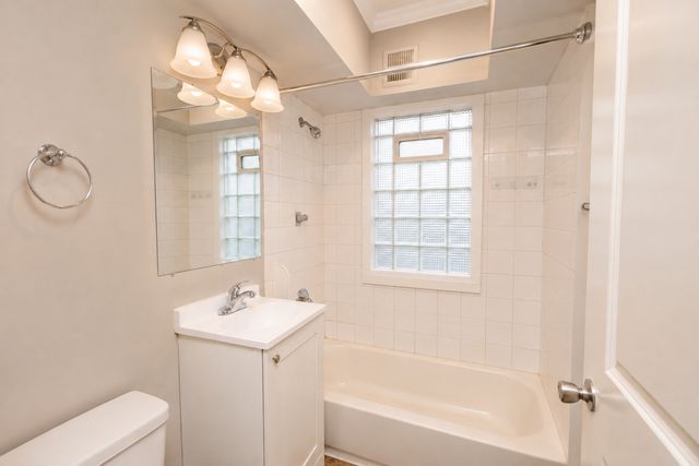 3754 Dupont Avenue N, Minneapolis, MN 55412
