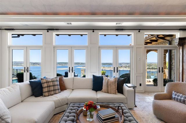 5 Water Front Ave, Lakeway, TX 78734