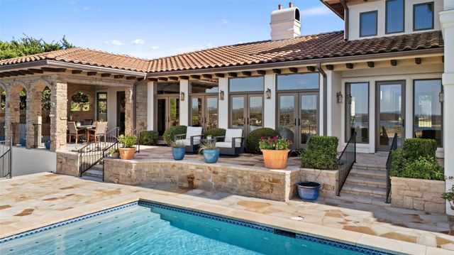 5 Water Front Ave, Lakeway, TX 78734