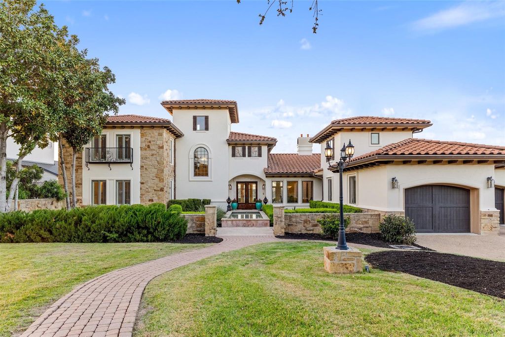 5 Water Front Ave, Lakeway, TX 78734