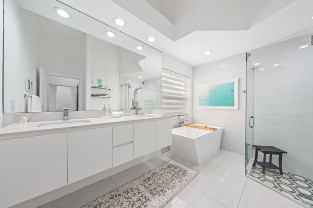10101 Oak Bark Lane, Palm Beach Gardens, FL 33410