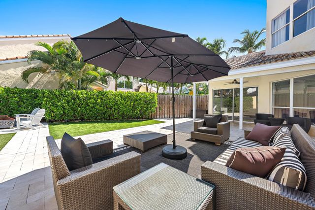 10101 Oak Bark Lane, Palm Beach Gardens, FL 33410