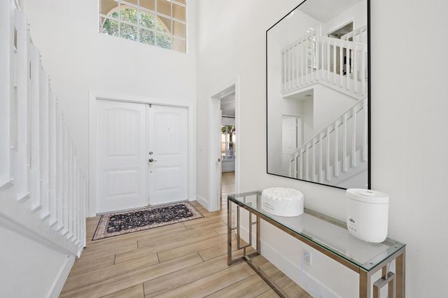 10101 Oak Bark Lane, Palm Beach Gardens, FL 33410