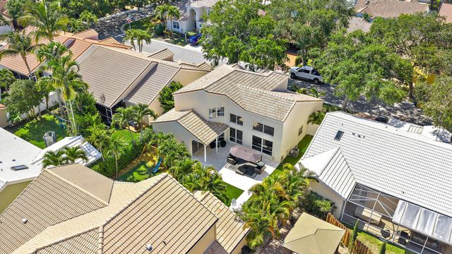 10101 Oak Bark Lane, Palm Beach Gardens, FL 33410