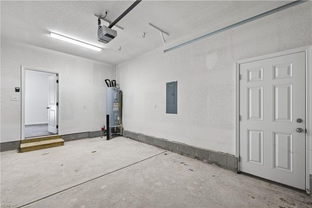 109 Air Station DR, Virginia Beach, VA 23454