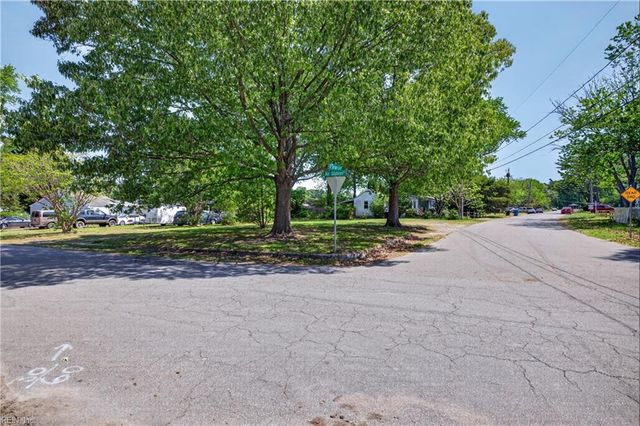 109 Air Station DR, Virginia Beach, VA 23454