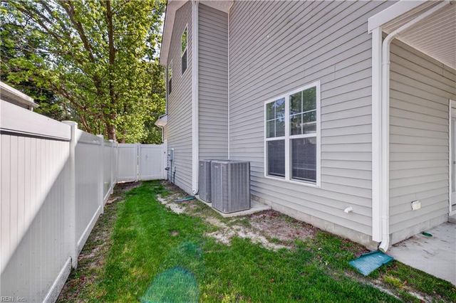 109 Air Station DR, Virginia Beach, VA 23454