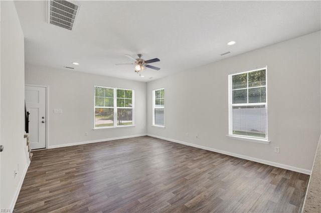 109 Air Station DR, Virginia Beach, VA 23454