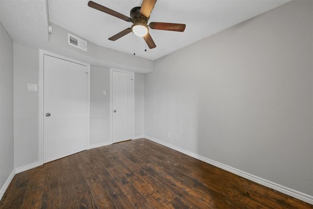 9520 Royal Lane 321, Dallas, TX 75243