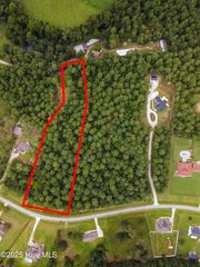 1271 N Bryan Road, Jacksonville, NC 28546