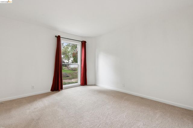 1591 Ellis St 105, Concord, CA 94520