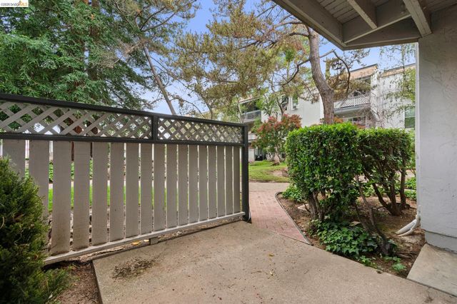1591 Ellis St 105, Concord, CA 94520