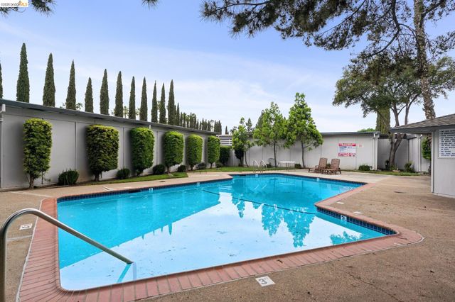 1591 Ellis St 105, Concord, CA 94520