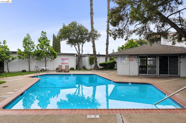 1591 Ellis St 105, Concord, CA 94520