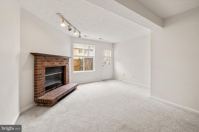 8550 BLUE ROCK LN, Lorton, VA 22079
