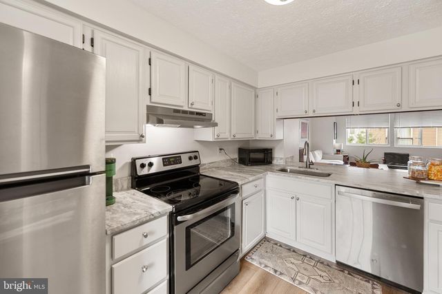 8550 BLUE ROCK LN, Lorton, VA 22079