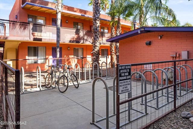 55 N Cherry Ave Unit 205, Tucson, AZ 85719