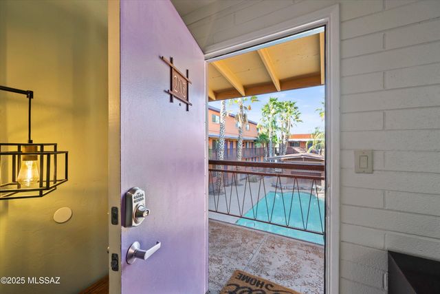 55 N Cherry Ave Unit 205, Tucson, AZ 85719