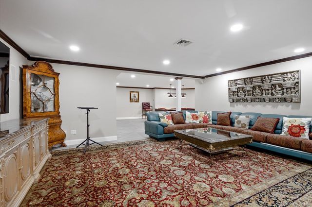 9 Scenic View Court, Dix Hills, NY 11746