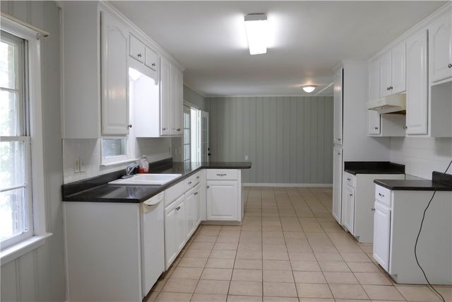 695 Lanes Bridge Road, Jesup, GA 31545