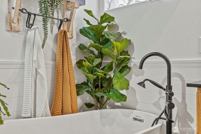 803 SE 11th Way, Battle Ground, WA 98604