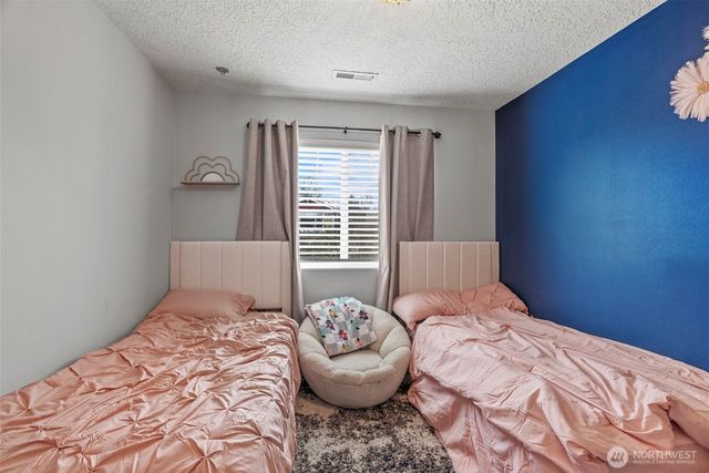 803 SE 11th Way, Battle Ground, WA 98604