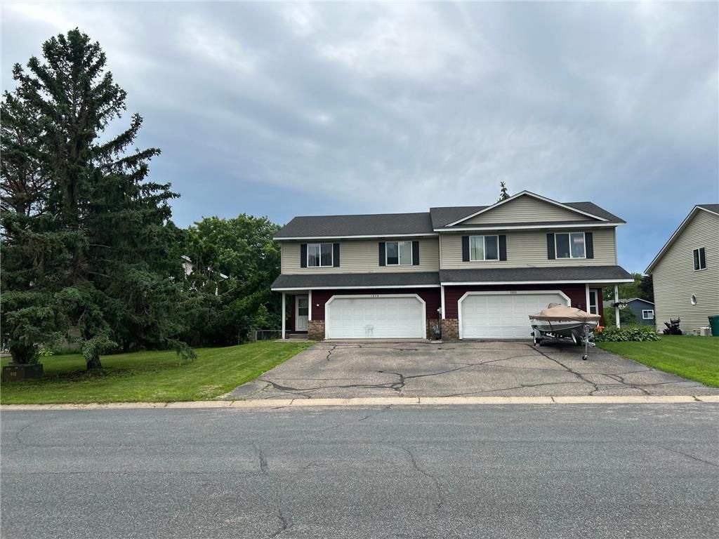 1880 Deer Hills Trail, Eagan, MN 55122