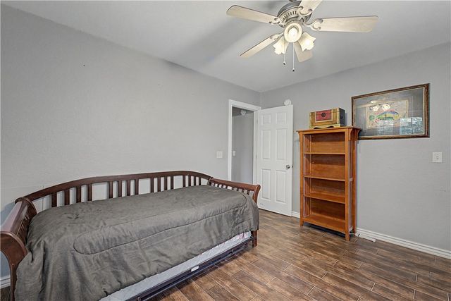 5 Queensborough Drive, Bella Vista, AR 72715