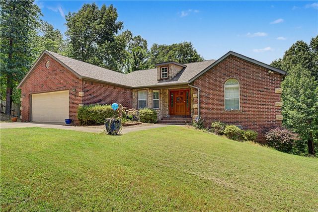 5 Queensborough Drive, Bella Vista, AR 72715