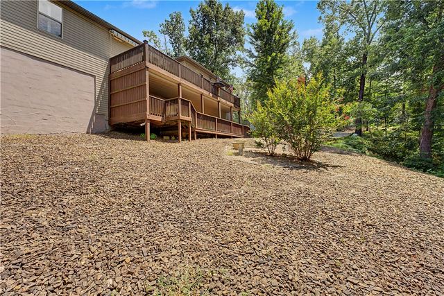5 Queensborough Drive, Bella Vista, AR 72715