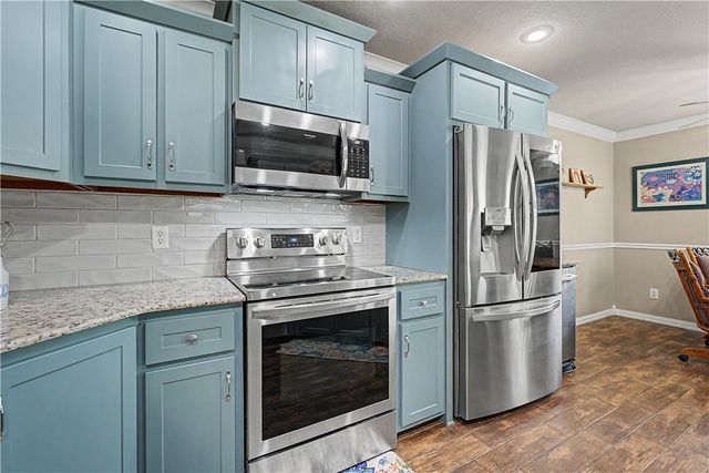 5 Queensborough Drive, Bella Vista, AR 72715