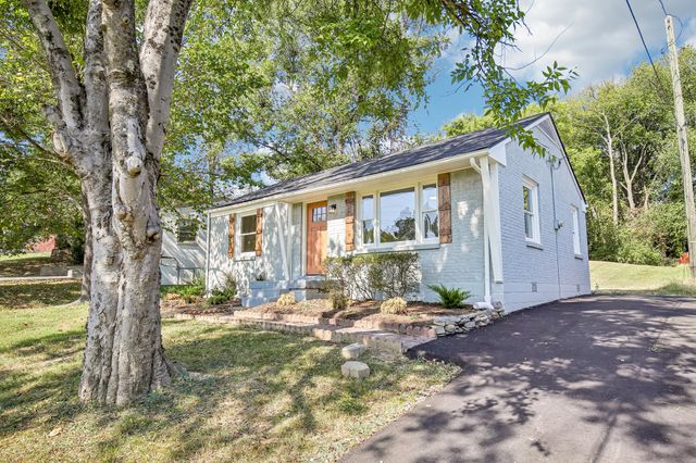 3140 Crosswood Dr, Nashville, TN 37214
