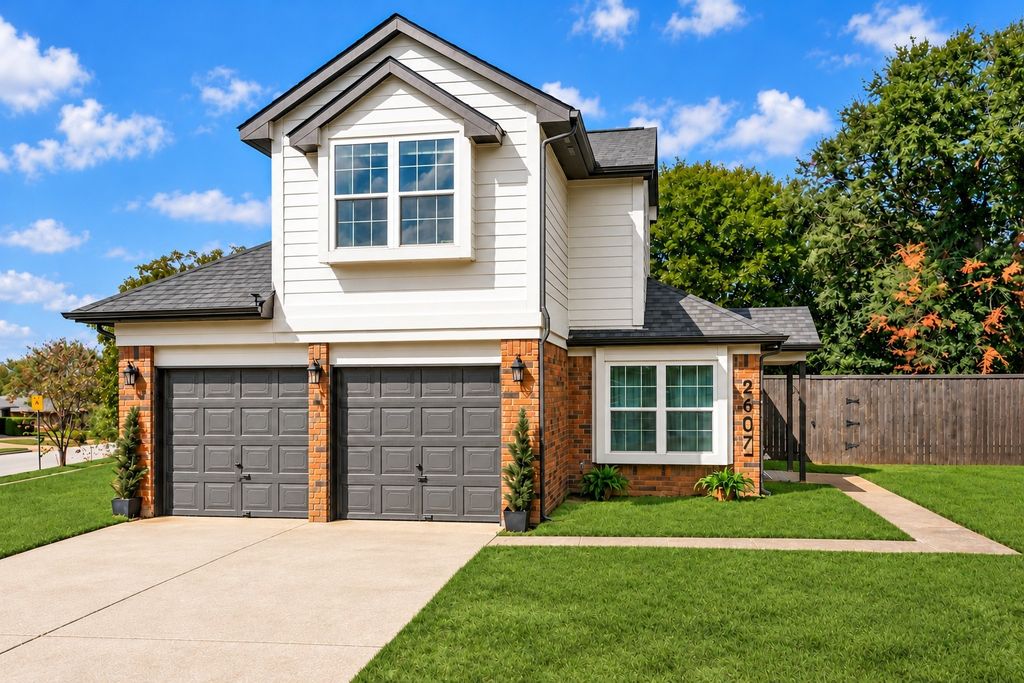 2607 Bayberry Lane, Euless, TX 76039 — exterior