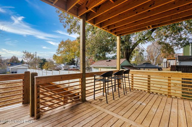 956 Vine St, Louisville, KY 40204