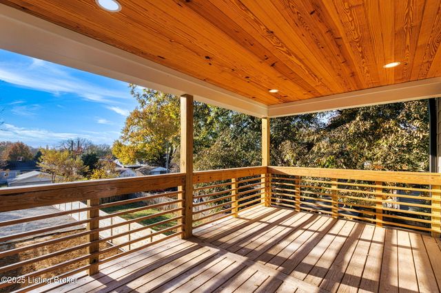 956 Vine St, Louisville, KY 40204