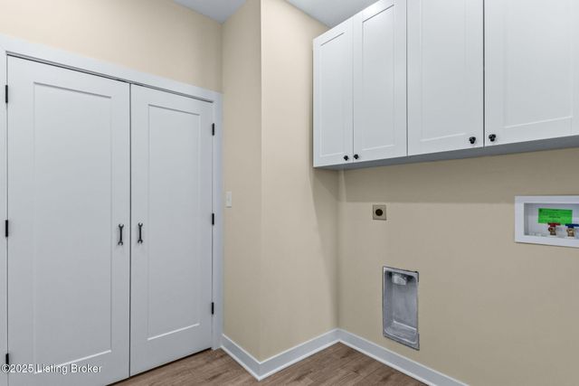 956 Vine St, Louisville, KY 40204